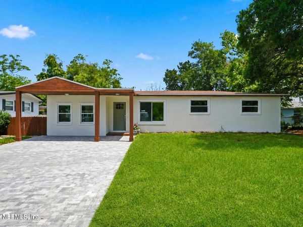 16 SAN PABLO Circle S, Jacksonville Beach, FL 32250