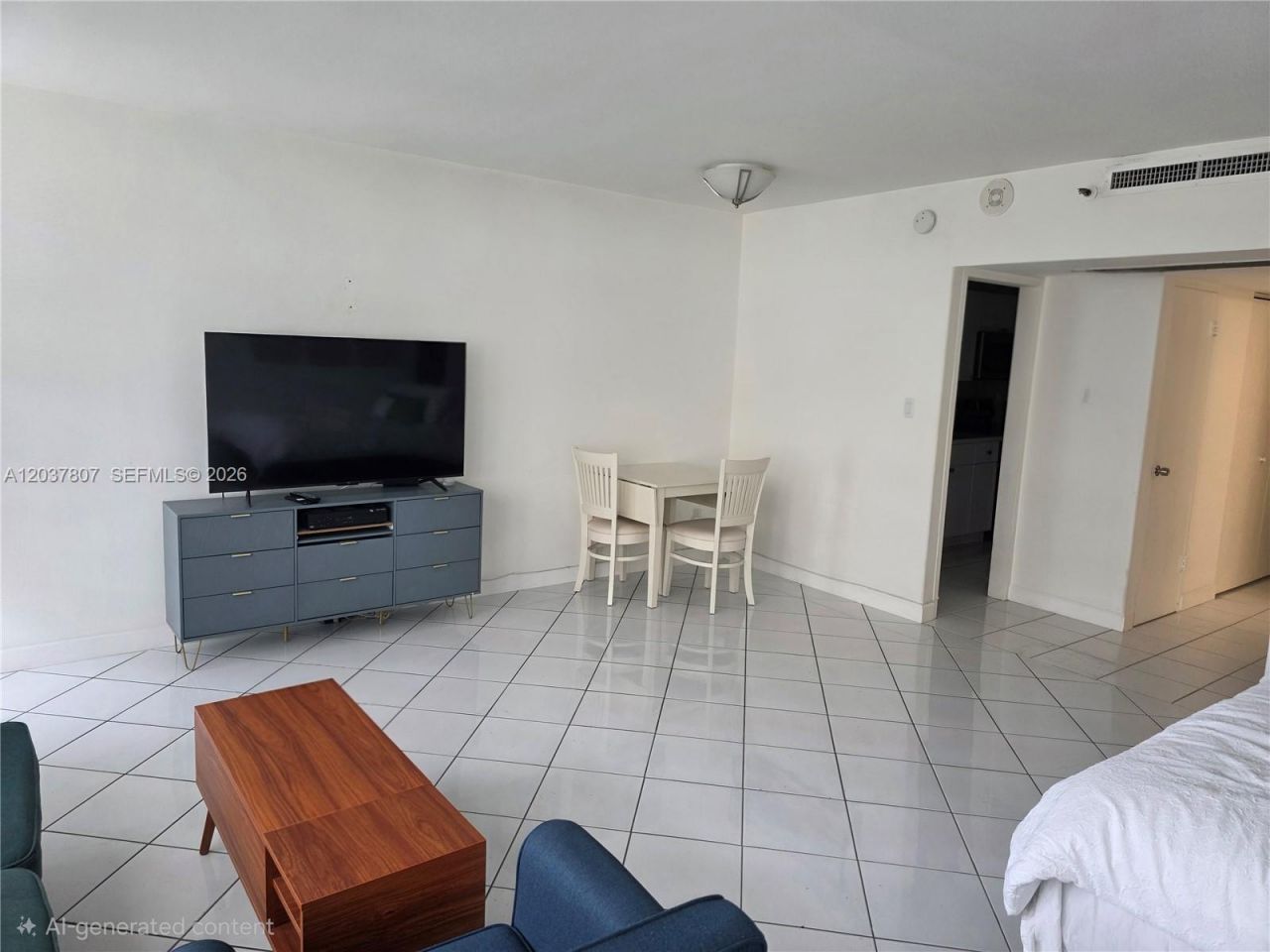 100 Lincoln Rd, Unit 307, Miami Beach, FL 33139 Photo
