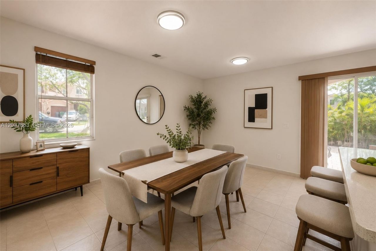 935 SW 154th Path , Miami, FL 33194 Photo