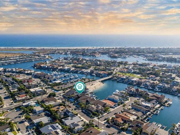 16861 Edgewater , Huntington Beach, CA 92649
