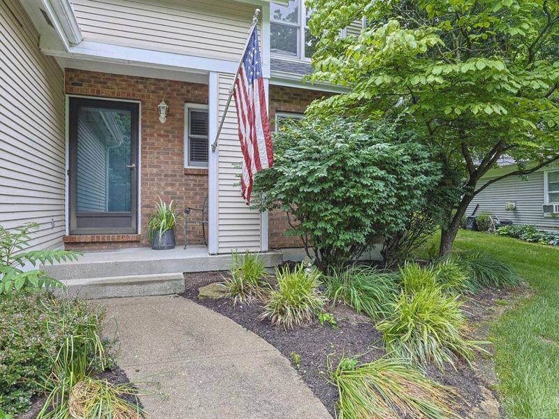 5315 Eaglesview Court, Cincinnati, OH 45230 Photo 2