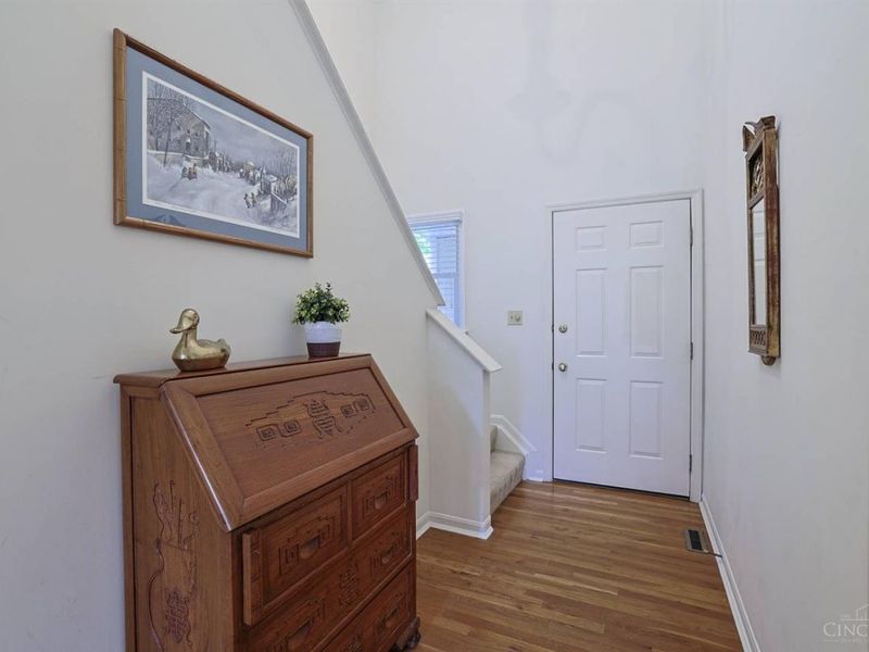 5315 Eaglesview Court, Cincinnati, OH 45230 Photo 3