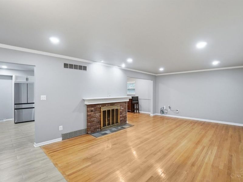 2040 Parkhurst Court, Cincinnati, OH 45224 Photo 10