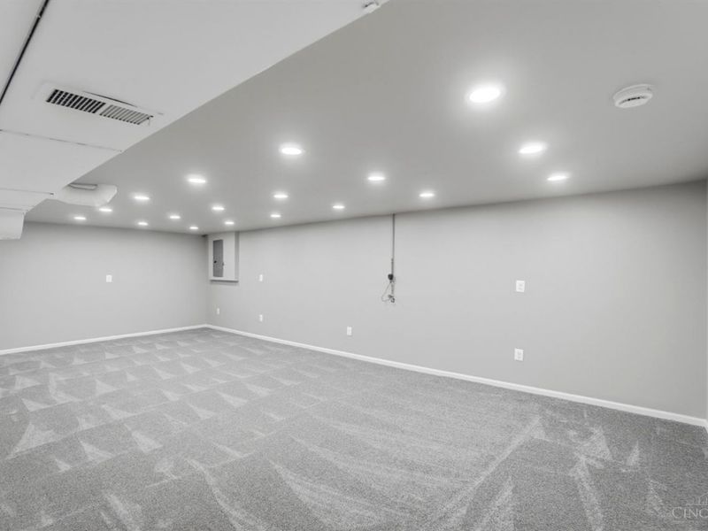2040 Parkhurst Court, Cincinnati, OH 45224 Photo 32
