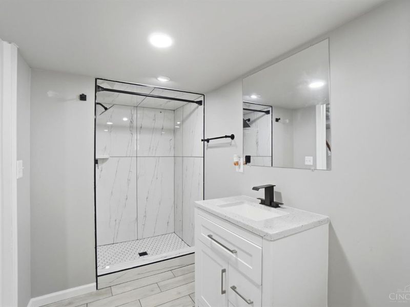 2040 Parkhurst Court, Cincinnati, OH 45224 Photo 36