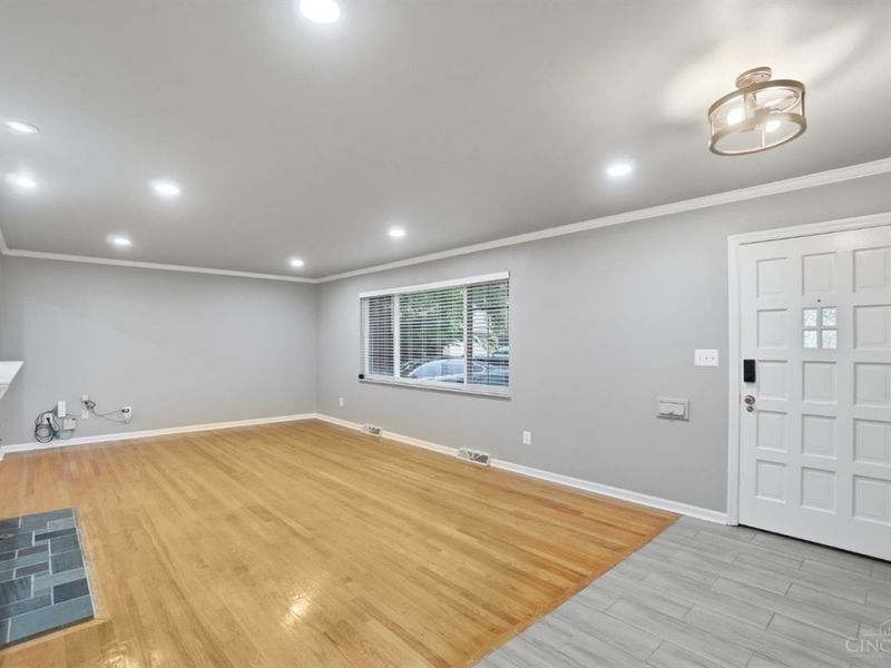 2040 Parkhurst Court, Cincinnati, OH 45224 Photo 6