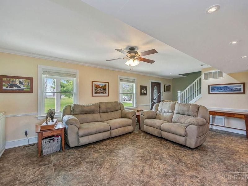 3064 Oxford Middletown Road, Milford Twp, OH 45013 Photo 3