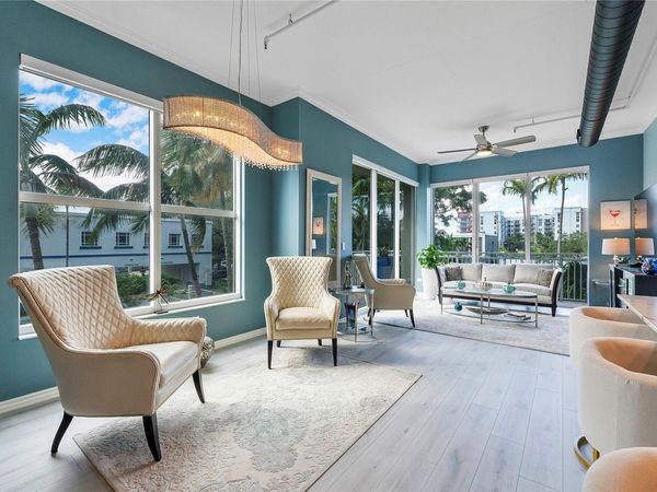 313 NE 2nd Street, Unit 204, Fort Lauderdale, FL 33301