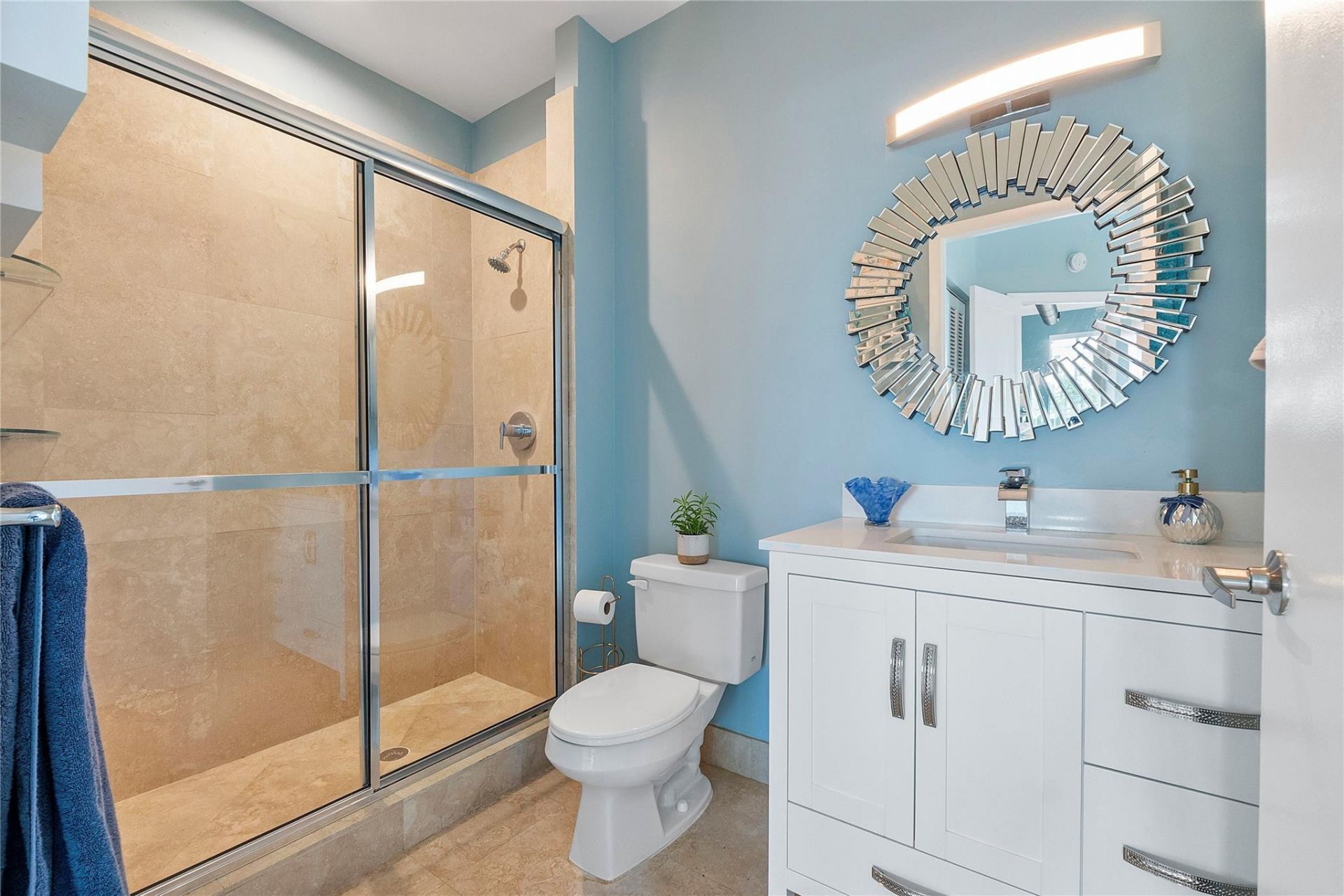313 NE 2nd Street, Unit 204, Fort Lauderdale, FL 33301 Photo