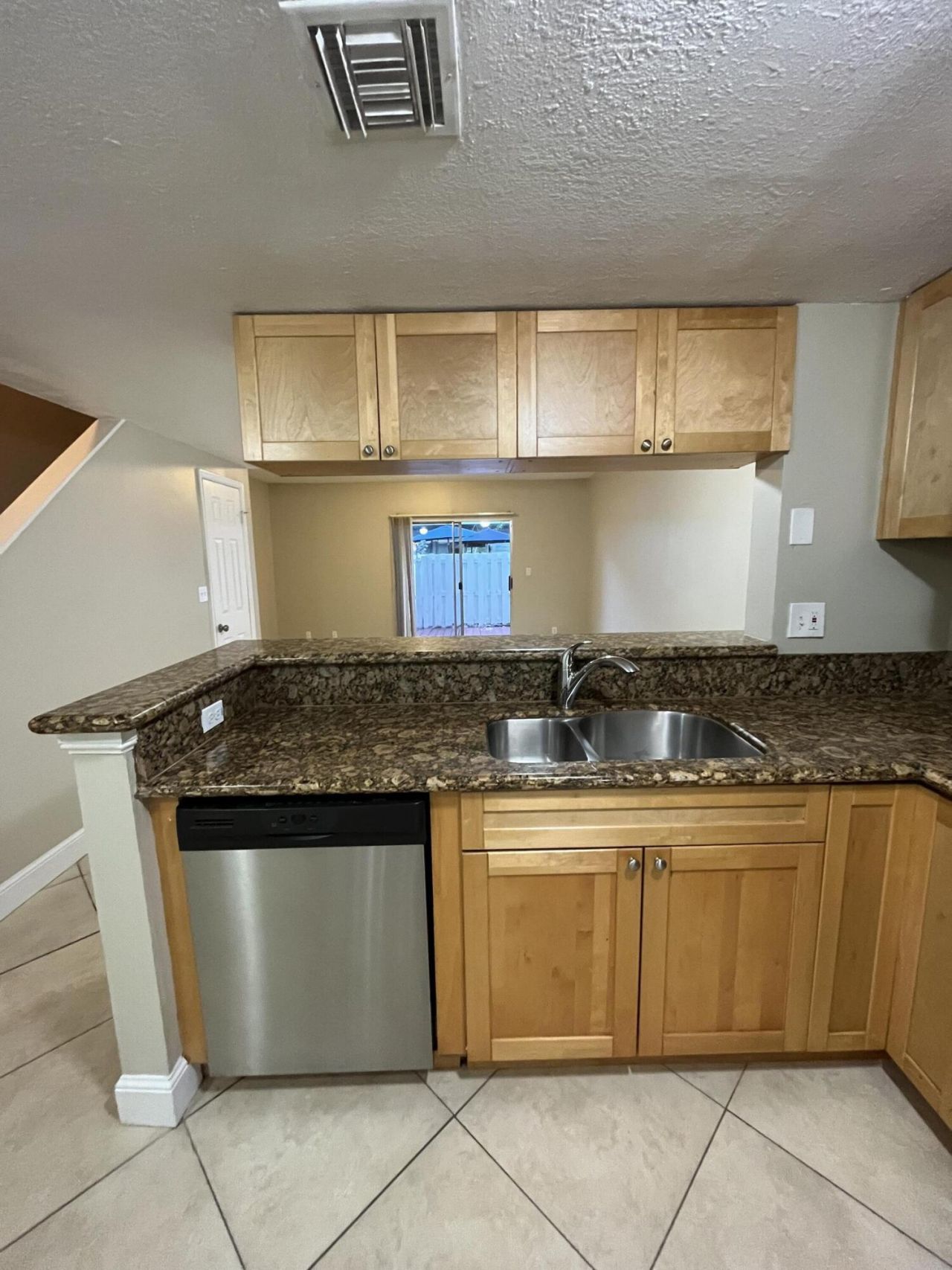 2589 NE 15th Street, Pompano Beach, FL 33062 Photo