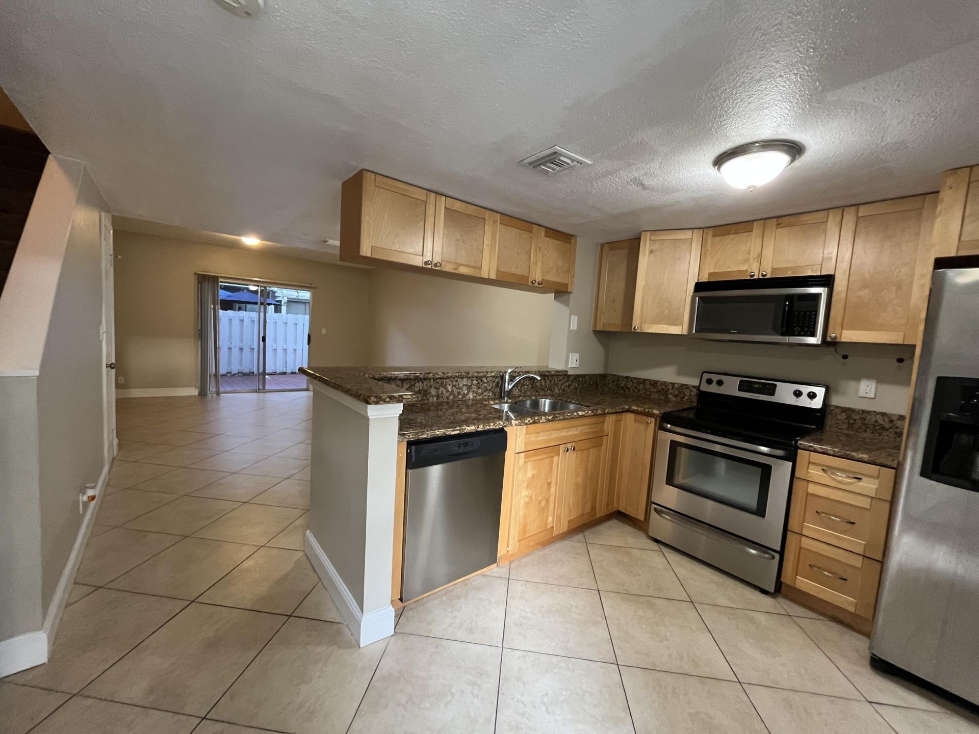 2589 NE 15th Street, Pompano Beach, FL 33062 Photo