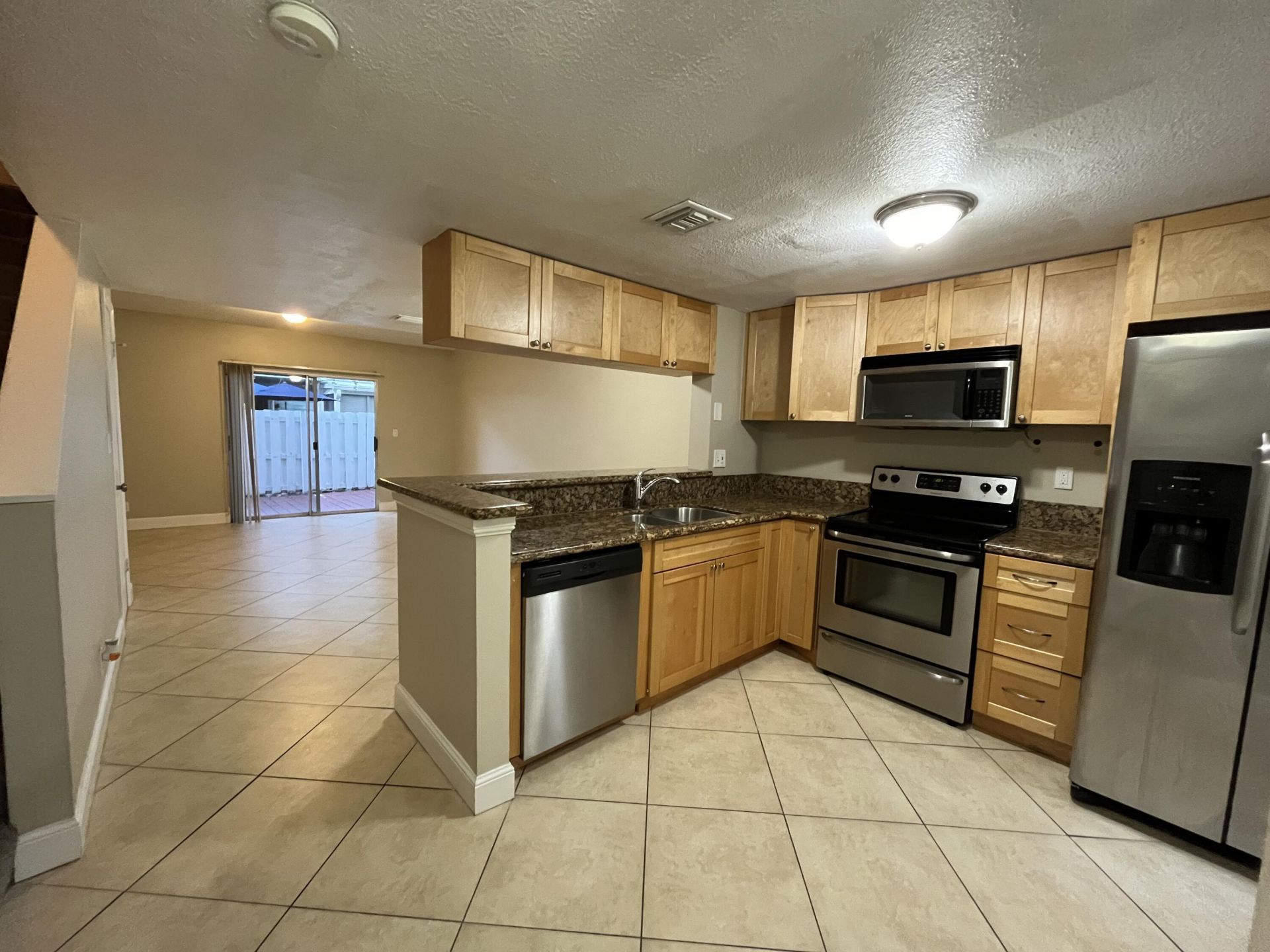 2589 NE 15th Street, Pompano Beach, FL 33062 Photo