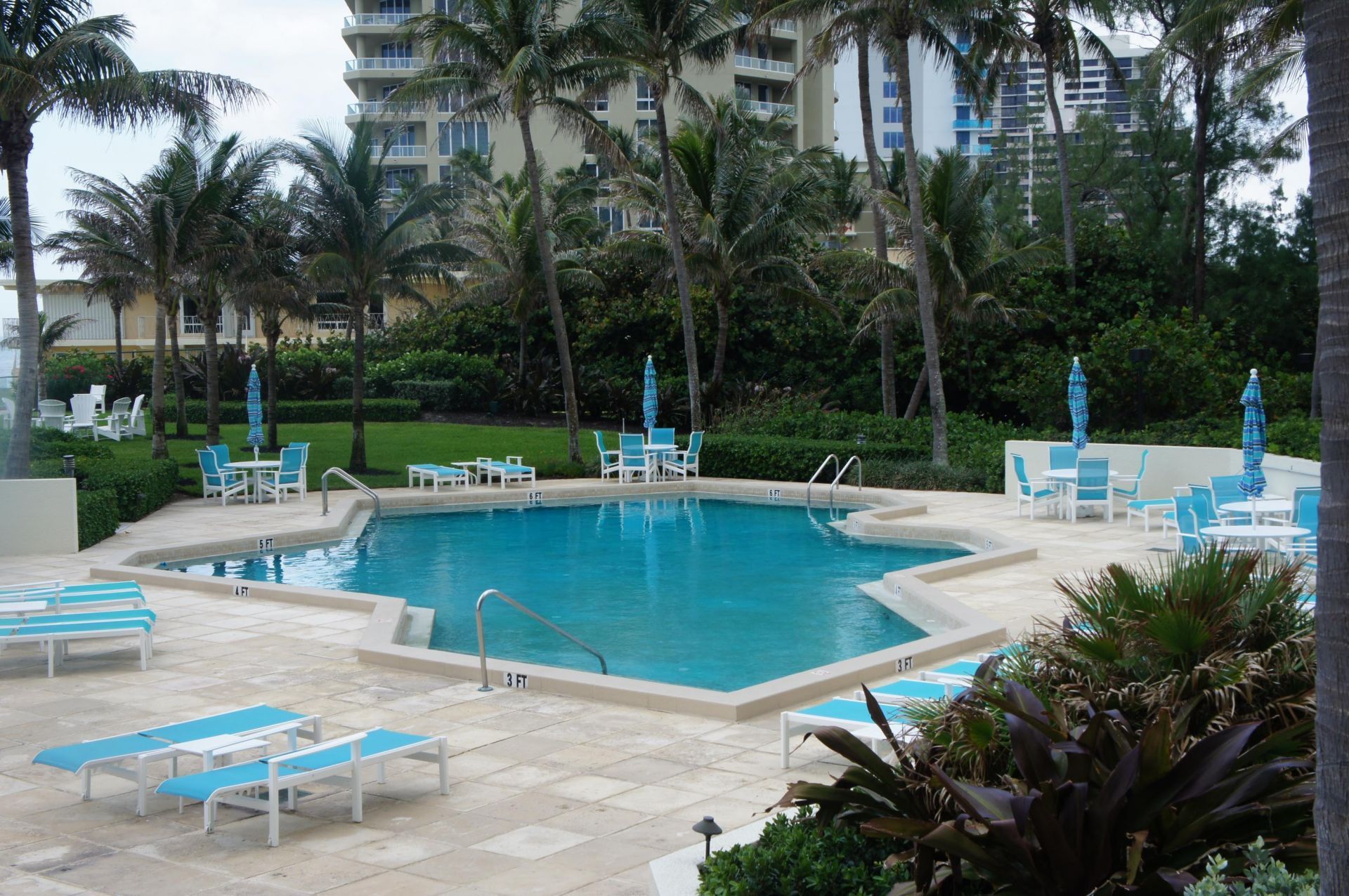 5070 N Ocean Drive, Unit 10b, Singer Island, FL 33404 Photo