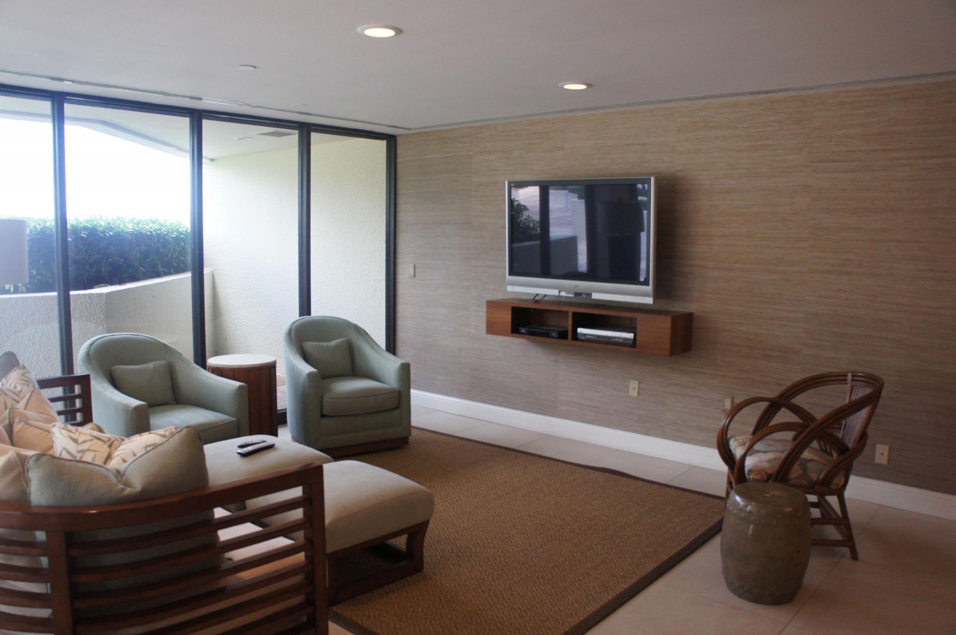 5070 N Ocean Drive, Unit 10b, Singer Island, FL 33404 Photo