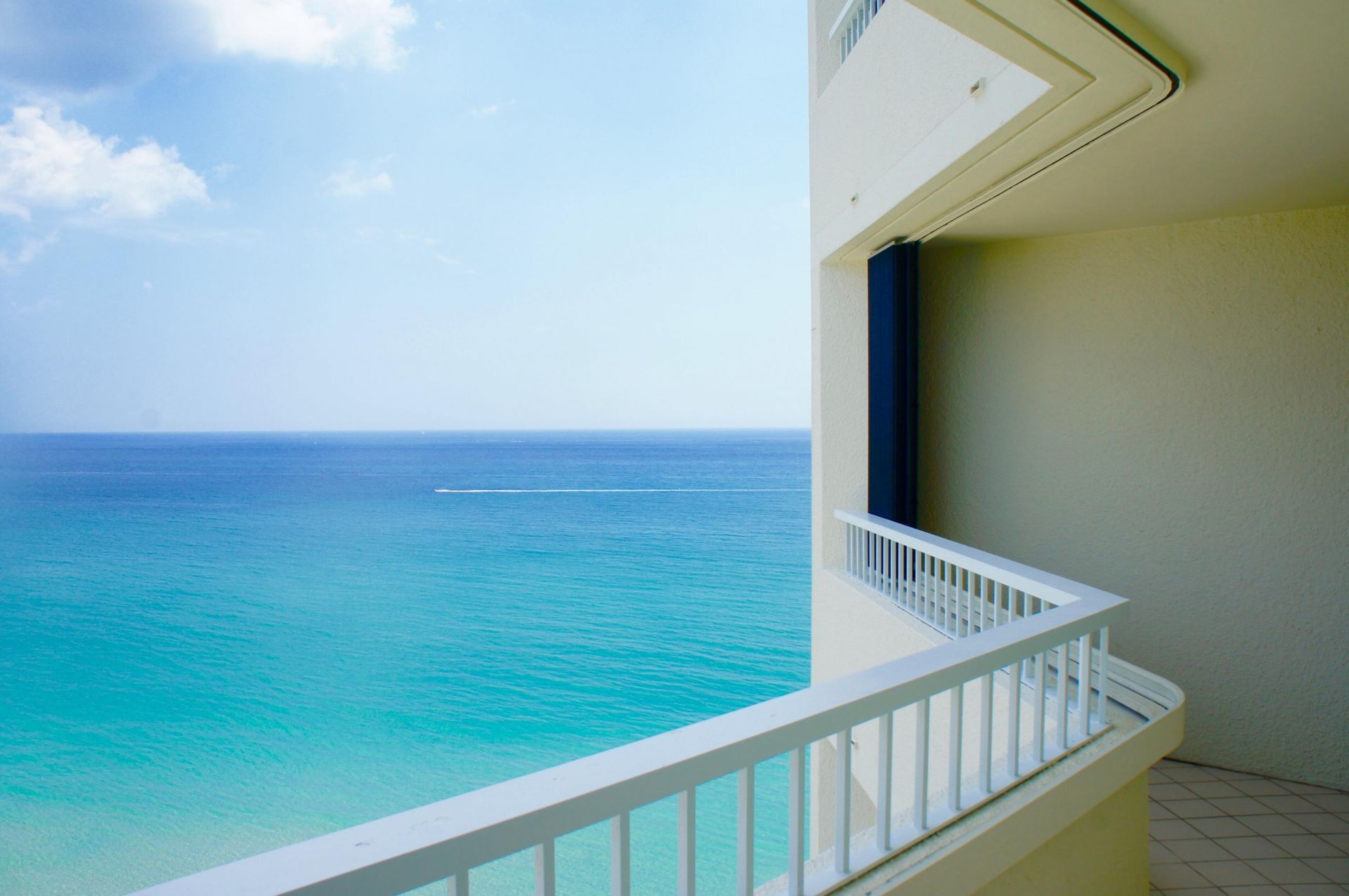 5070 N Ocean Drive, Unit 10b, Singer Island, FL 33404 Photo