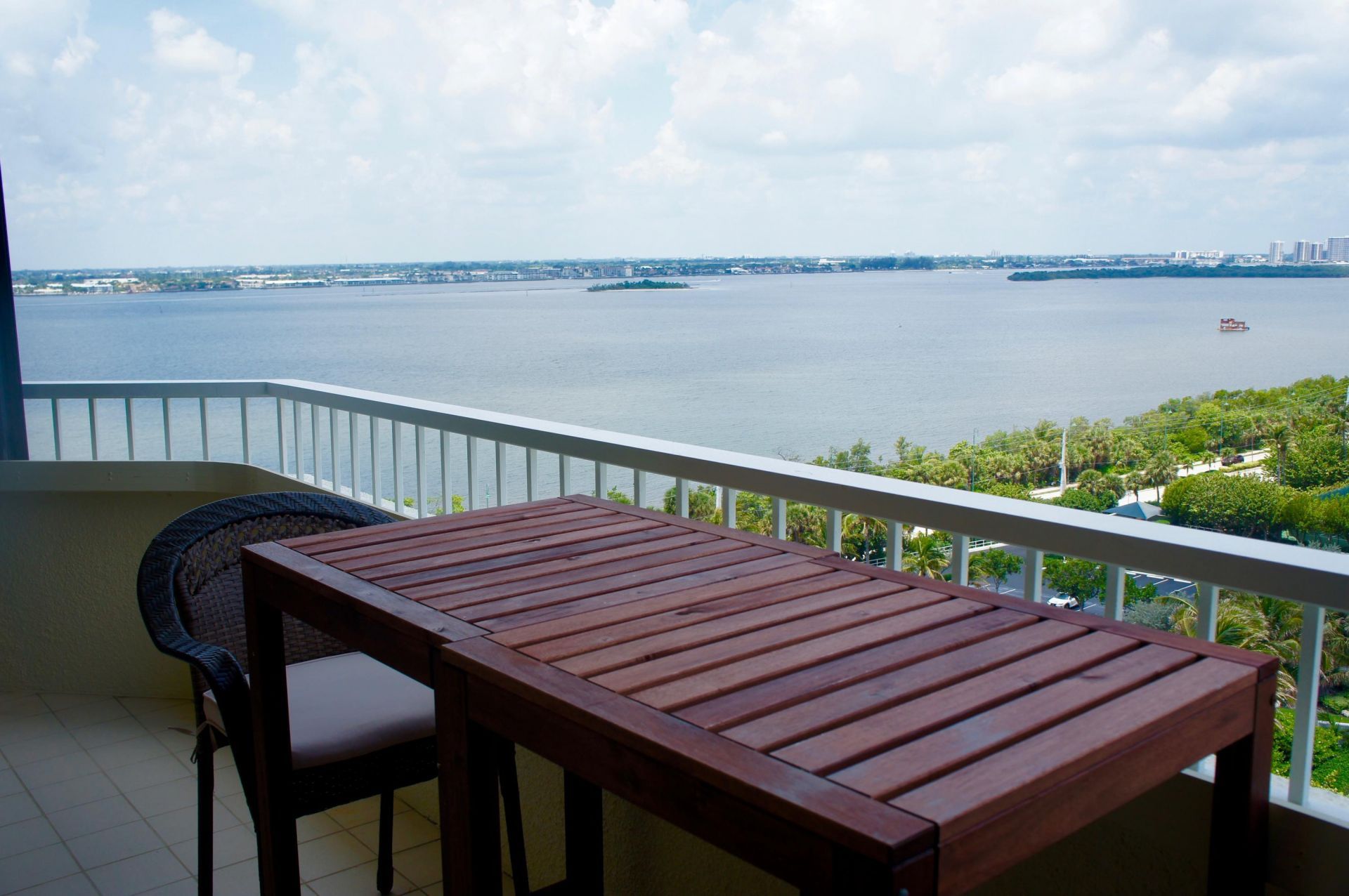 5070 N Ocean Drive, Unit 10b, Singer Island, FL 33404 Photo