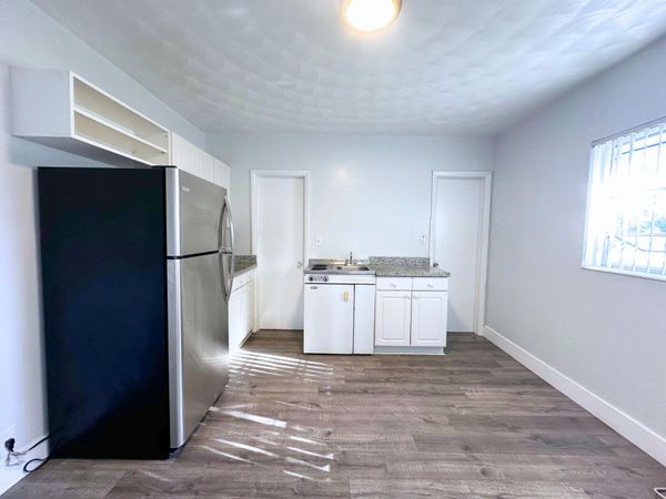 312 NE 15th Avenue, Unit 10, Fort Lauderdale, FL 33301
