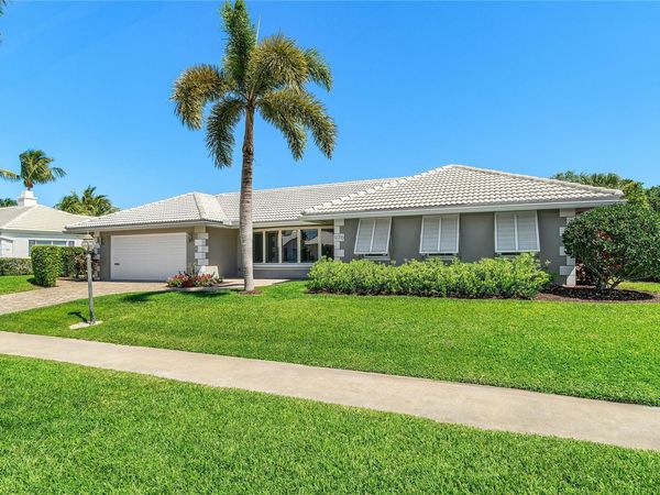 976 SW Mulberry Way, Boca Raton, FL 33486