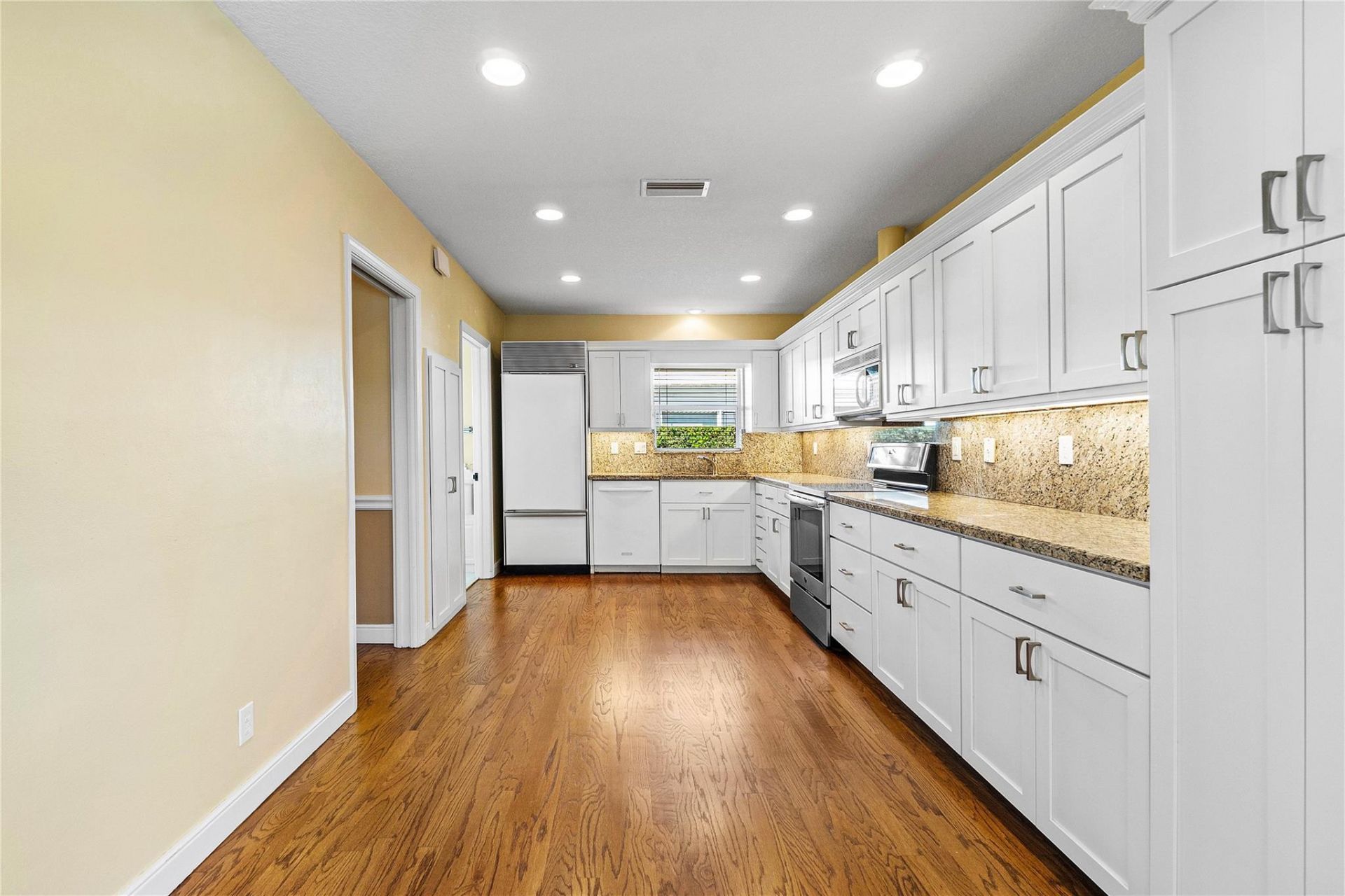976 SW Mulberry Way, Boca Raton, FL 33486 Photo