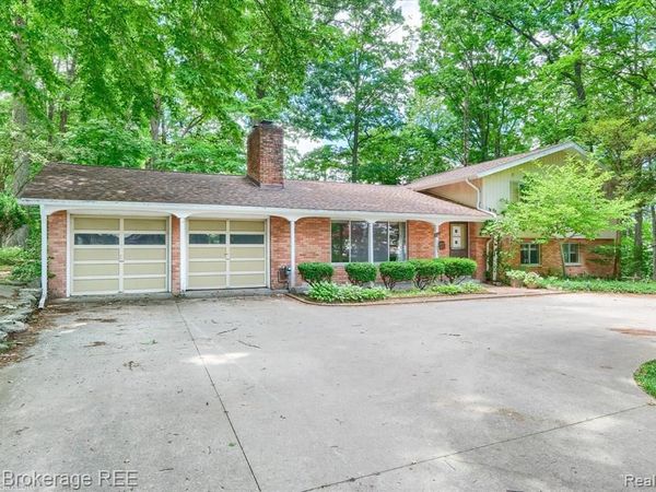 575 Bancroft Street, Imlay City, MI 48444