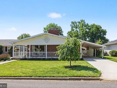 19 GALE ROAD, CAMP HILL, PA 17011