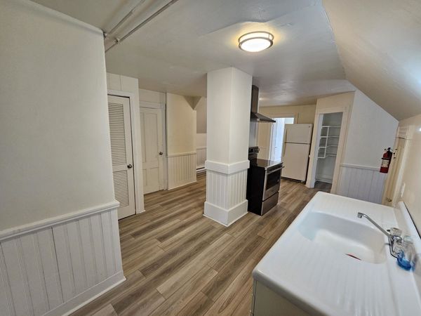 227 Rockingham Street, Unit 3, Rockingham, VT 05101