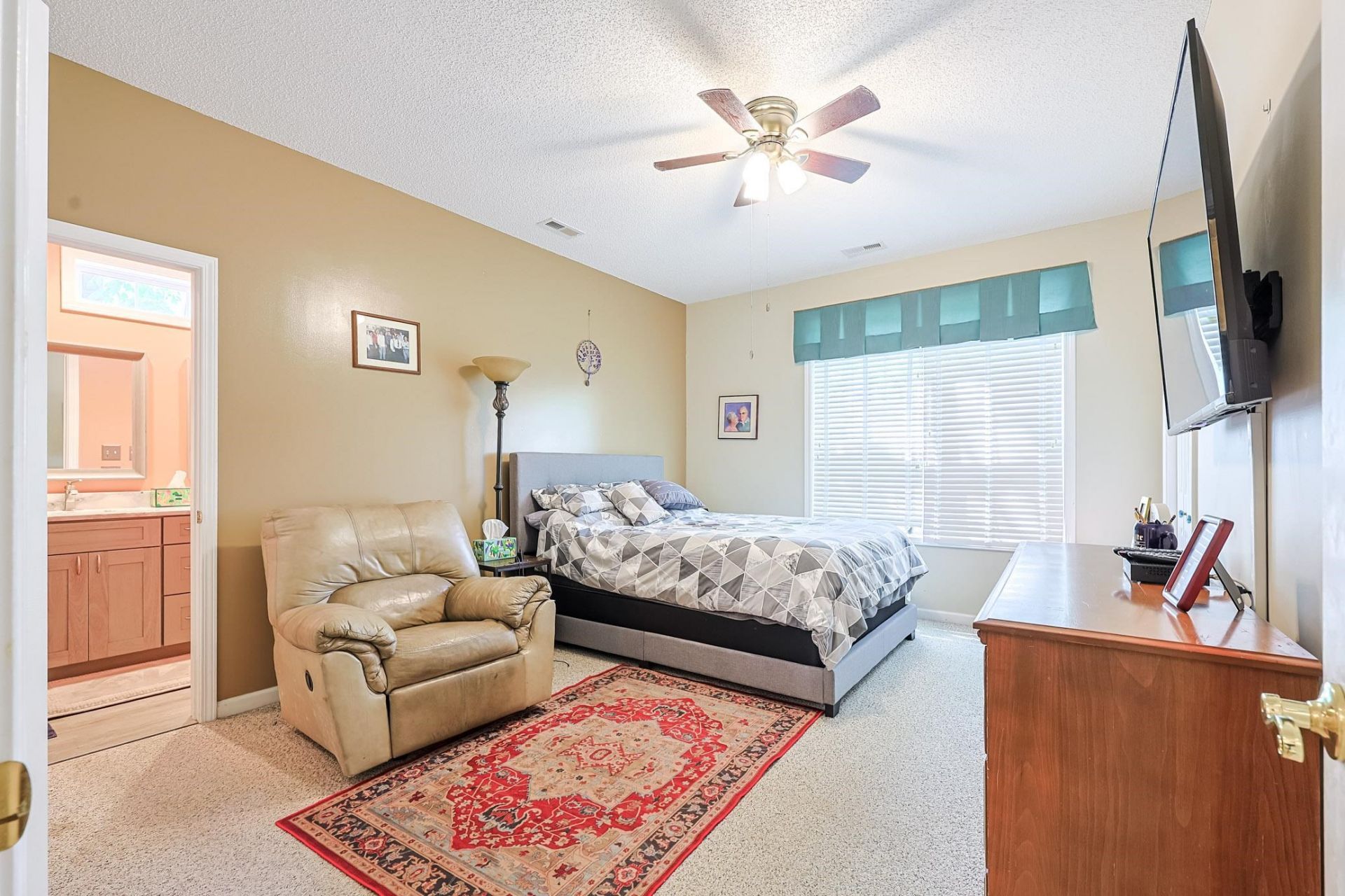 126 Scotch Broom Dr.  Photo 10