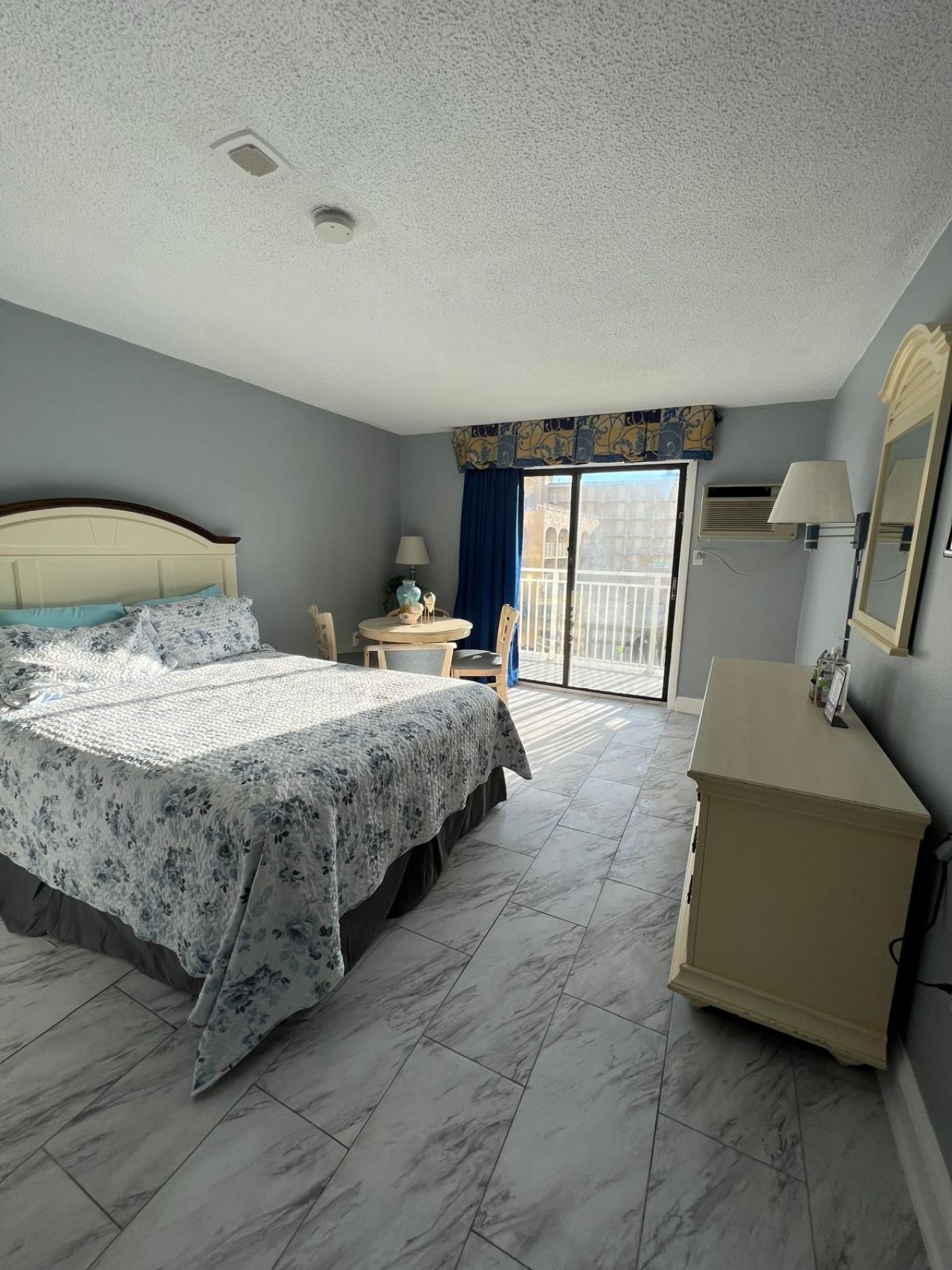 1205 S Ocean Blvd.  Photo 9