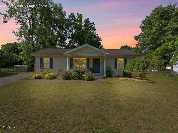 9617 Oak Run Court, Holland, OH 43528