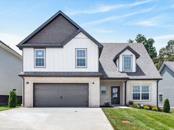 1018 Vendue Ave, Clarksville, TN 37042