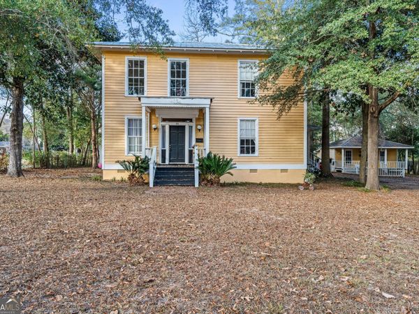 66 Merritt Street, Hawkinsville, GA 31036