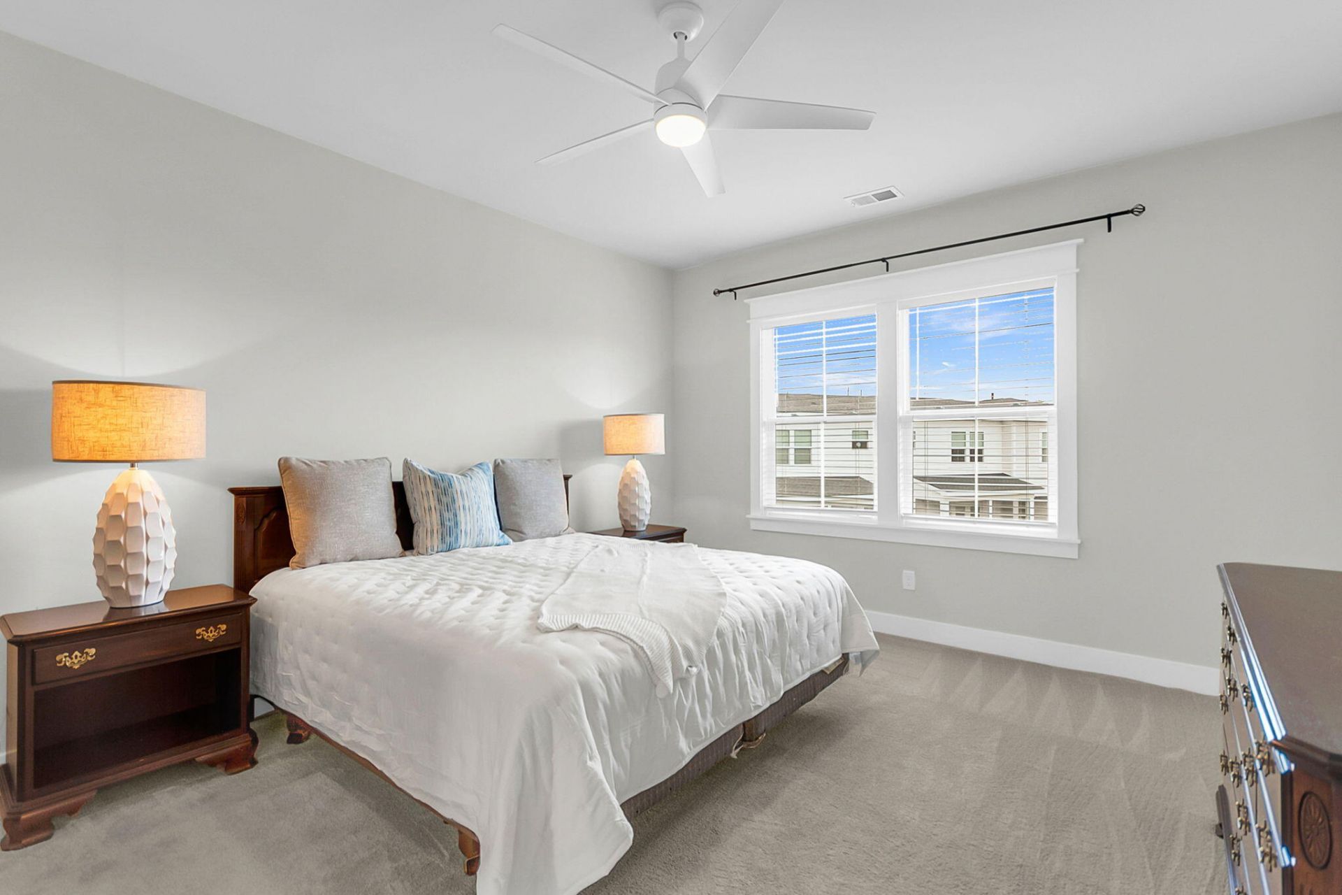 810 Kings Oak Court Photo 22