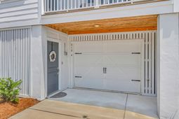 810 Kings Oak Court photo 4