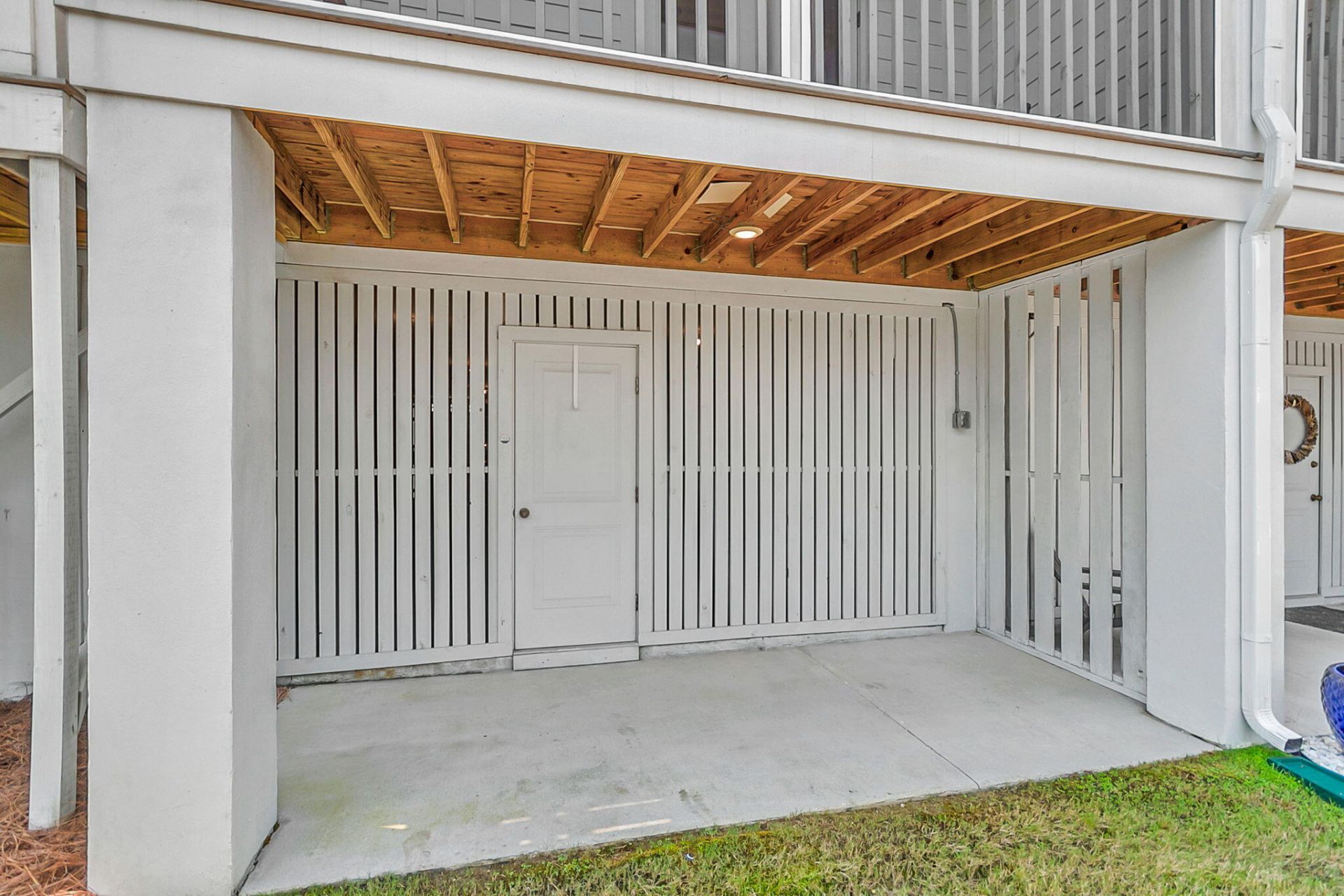 810 Kings Oak Court Photo 33