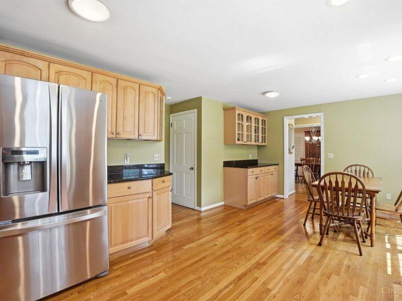 5692 Werkshire Terrace, Miami Twp, OH 45150 Photo 15