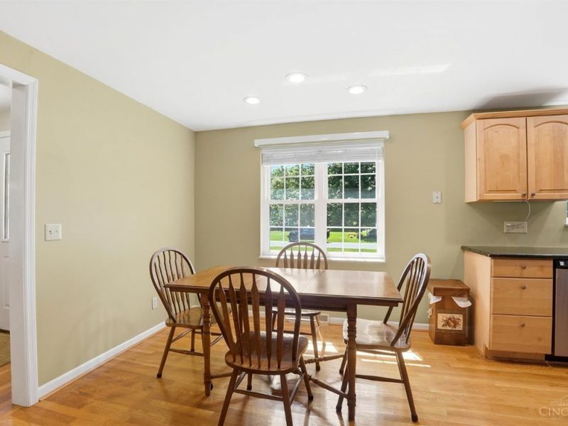5692 Werkshire Terrace, Miami Twp, OH 45150 Photo 16