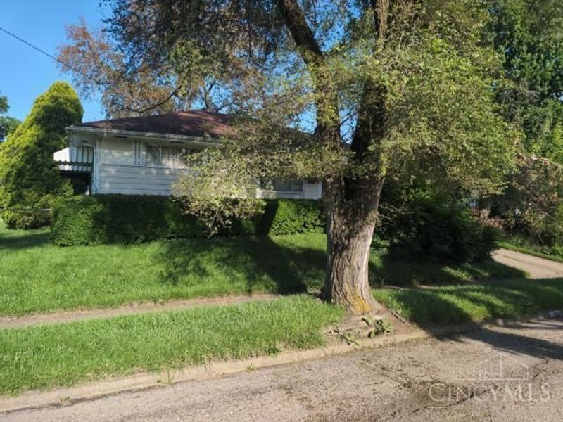 400 Murchison Lane, Riverside, OH 45431 Photo 2