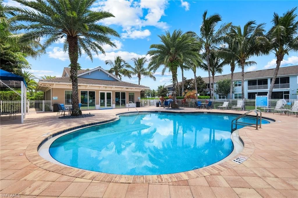 2343 Sheen Ln, Unit 405, Naples, FL 34120 Photo