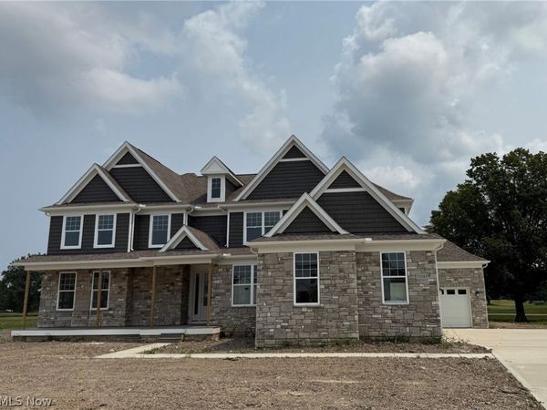 32585 Royal Troon Drive, Avon Lake, OH 44012