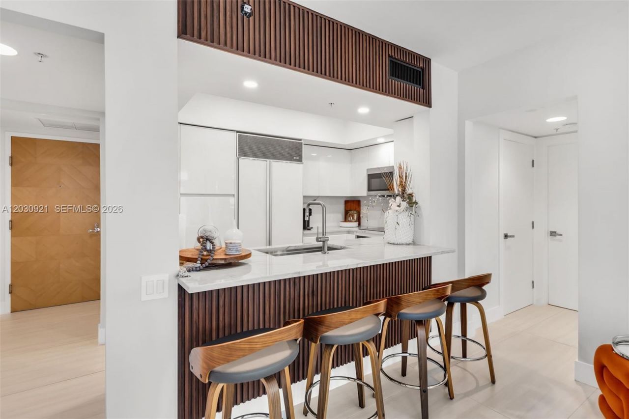 1500 Ocean Dr, Unit 707, Miami Beach, FL 33139 Photo