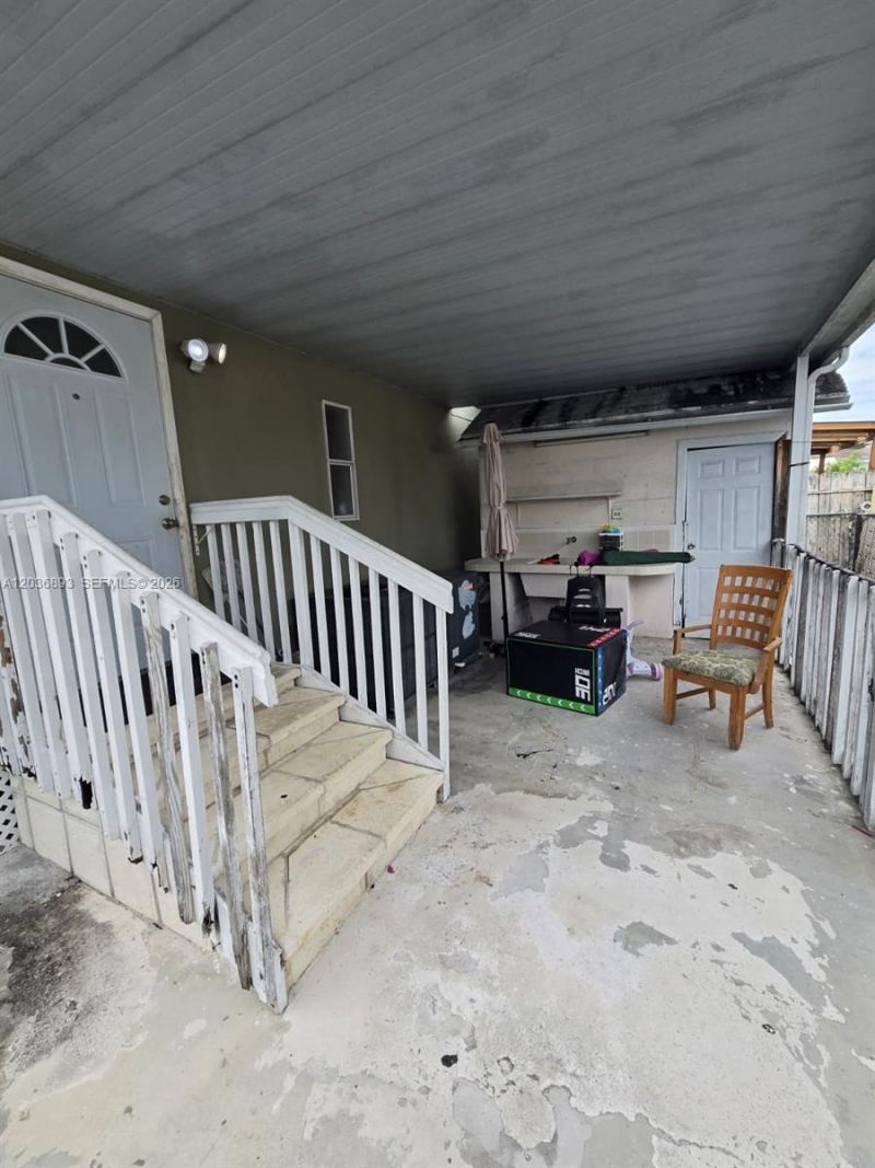 1061 SW 131 Pl, Miami, FL 33184 Photo