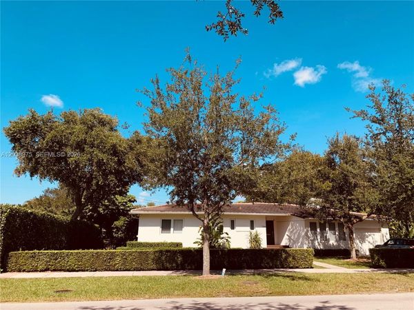 1244 S Alhambra Cir, Unit 1244, Coral Gables, FL 33146