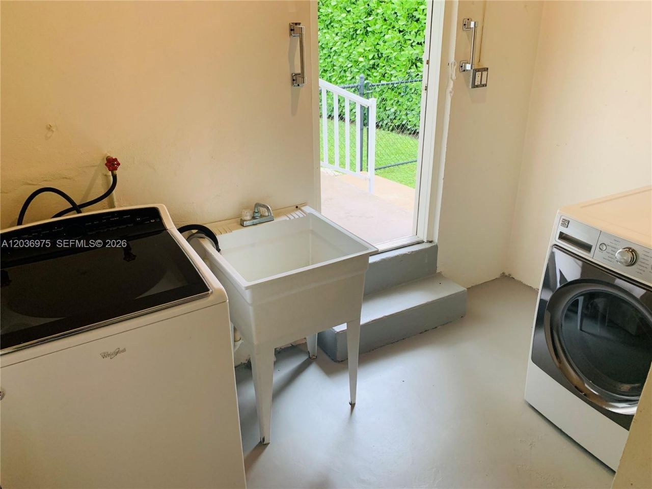 1244 S Alhambra Cir, Unit 1244, Coral Gables, FL 33146 Photo