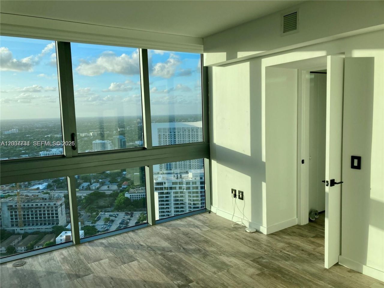 650 NE 32nd St, Unit 4408, Miami, FL 33137 Photo
