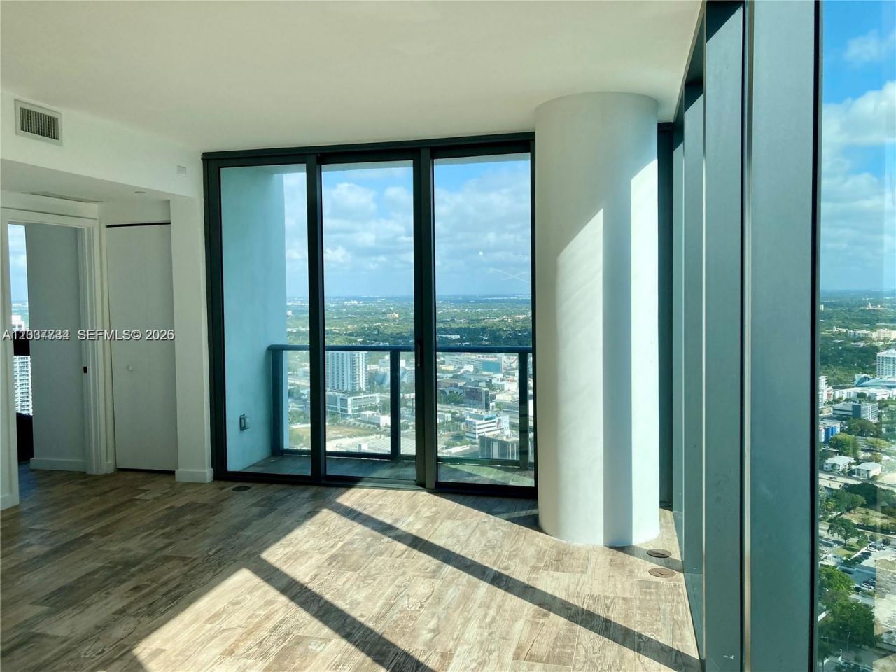 650 NE 32nd St, Unit 4408, Miami, FL 33137 Photo