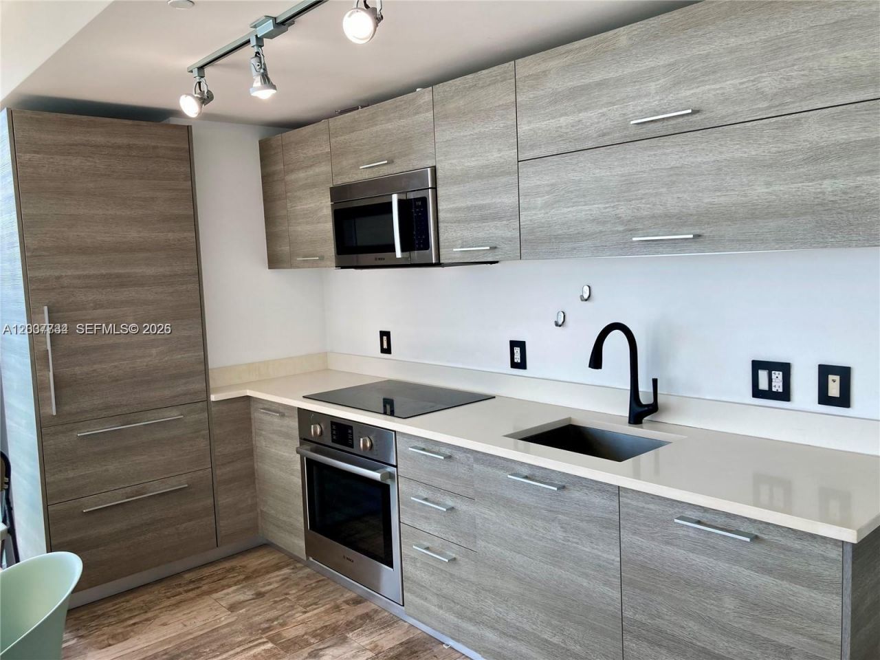 650 NE 32nd St, Unit 4408, Miami, FL 33137 Photo