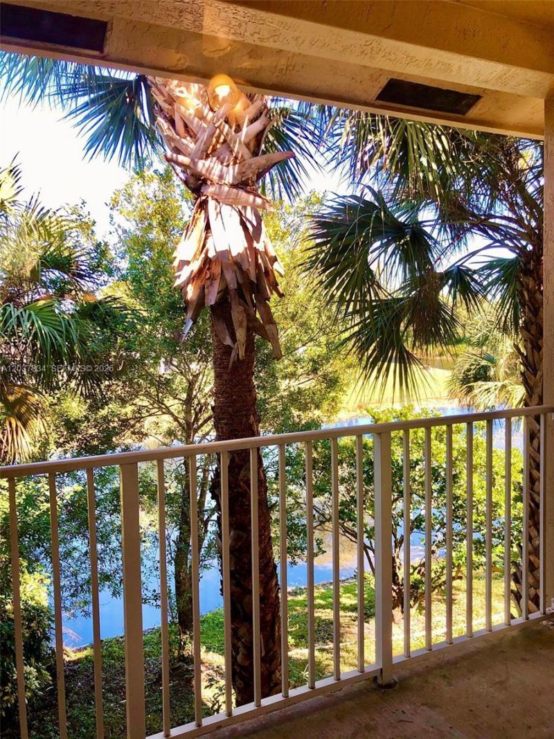 1165 Golden Lakes Blvd, Unit 1226, West Palm Beach, FL 33411 Photo