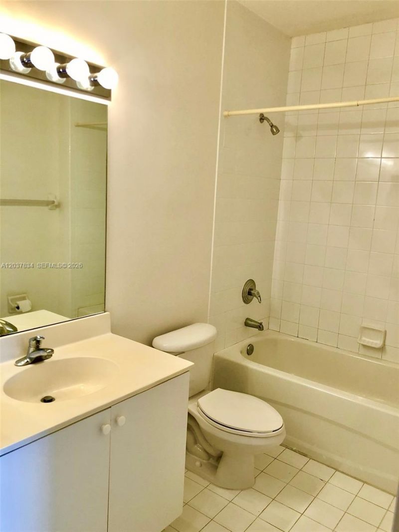1165 Golden Lakes Blvd, Unit 1226, West Palm Beach, FL 33411 Photo