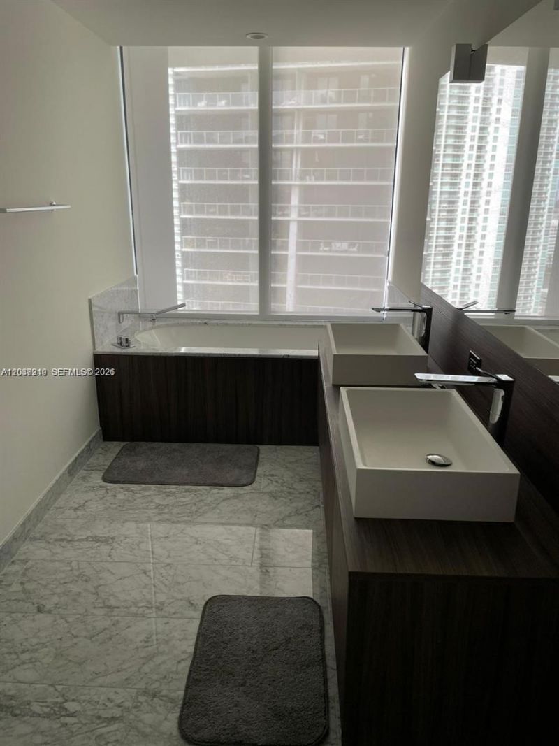 1000 Brickell Plaza , Unit 2809, Miami, FL 33131 Photo