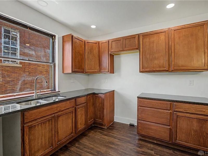 416 N Conover Street, Dayton, OH 45402 Photo 30